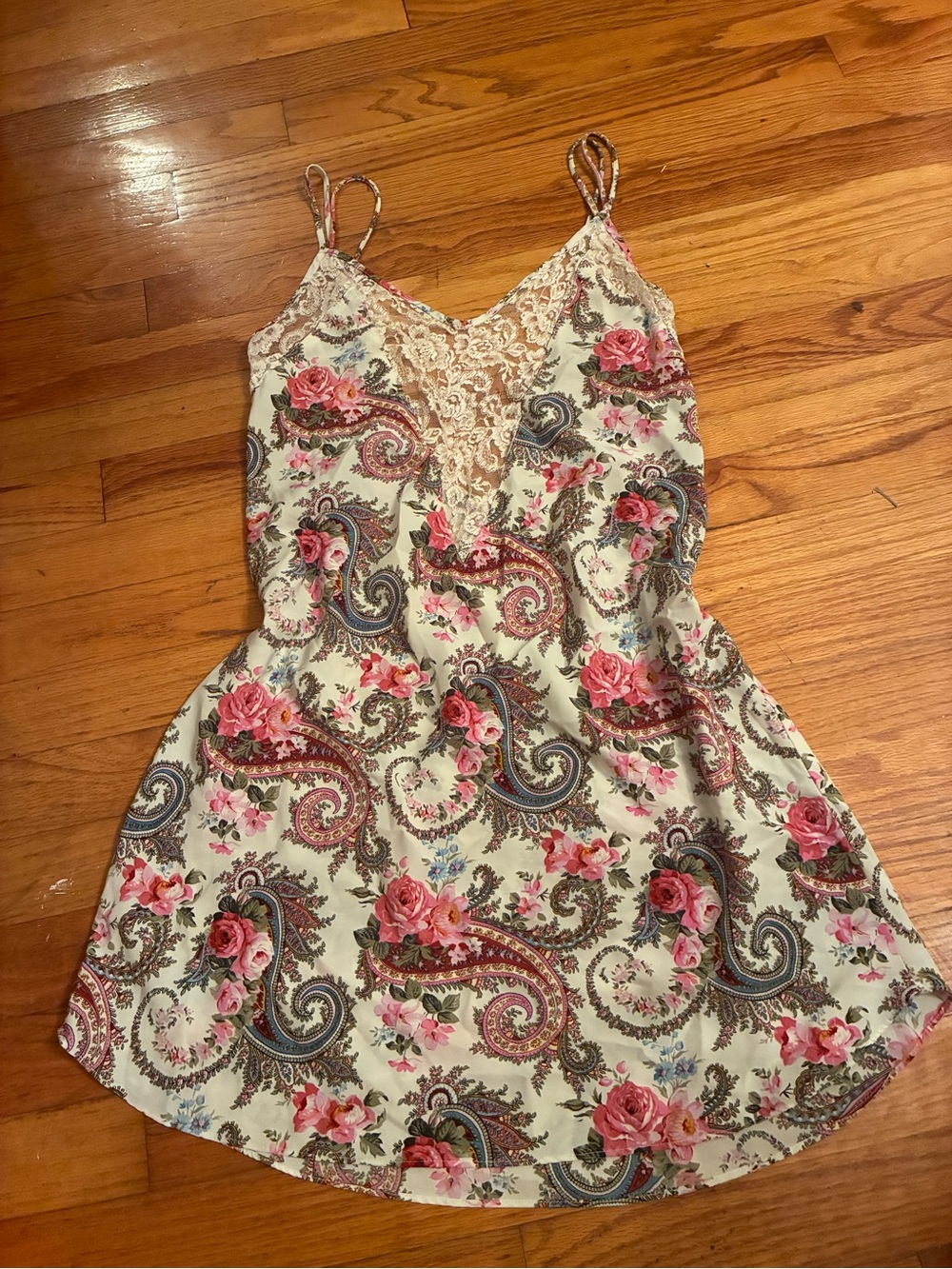 vintage Victoria Secret Floral Lace-Trim Slip Dress in Cream and Pink Size M